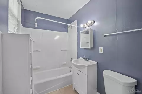 571 Blair Ave, Cincinnati, OH 45229 photo 17