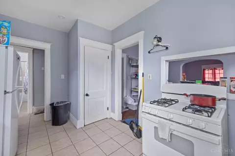 571 Blair Ave, Cincinnati, OH 45229 photo 31