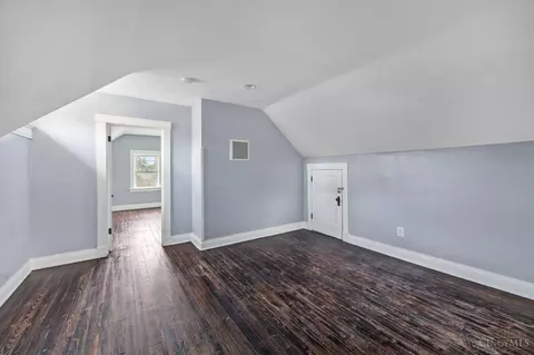 571 Blair Ave, Cincinnati, OH 45229 photo 40