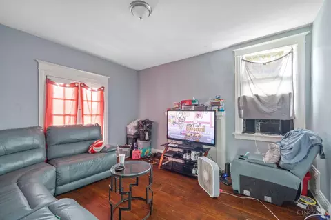 571 Blair Ave, Cincinnati, OH 45229 photo 25