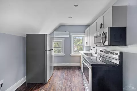 571 Blair Ave, Cincinnati, OH 45229 photo 38