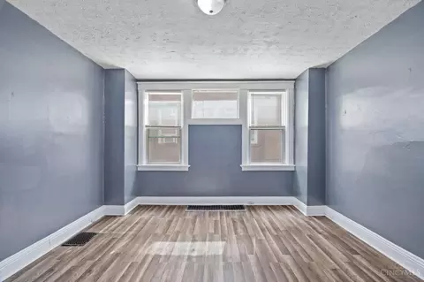 571 Blair Ave, Cincinnati, OH 45229 photo 21