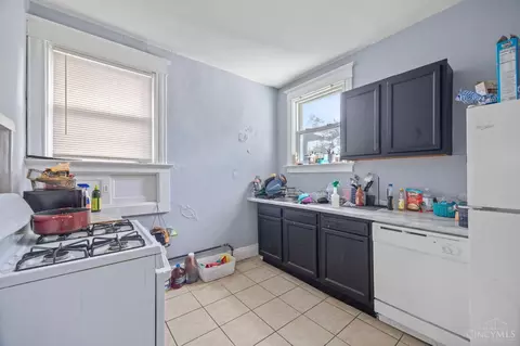 571 Blair Ave, Cincinnati, OH 45229 photo 32