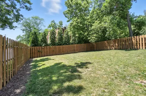 Exterior - 4101 Sherel Ln, Cincinnati, OH 45209 photo 15 of 17