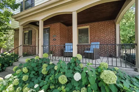 Exterior - 4101 Sherel Ln, Cincinnati, OH 45209 photo 2 of 17