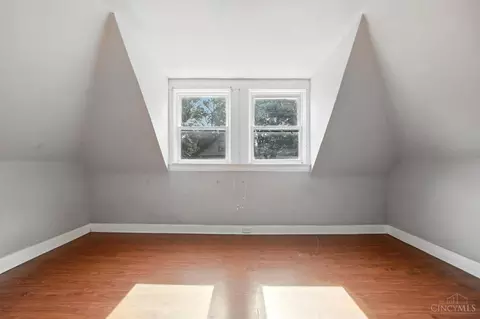 Bedroom - 3121 Harvard Ave, Cincinnati, OH 45207 photo 1 of 1