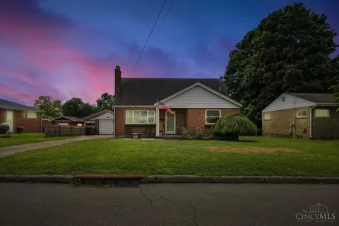 304 Constance Pl, Harrison, OH 45030 photo 2