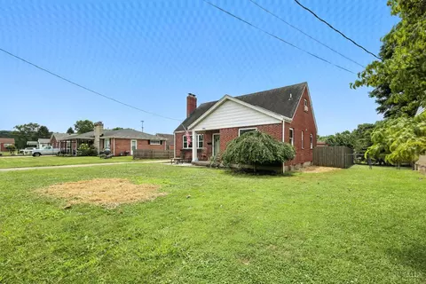 304 Constance Pl, Harrison, OH 45030 photo 4