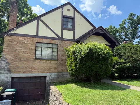 2927 Lawndale Ave, Cincinnati, OH 45212