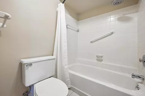 Bath - 1285 Ebenezer Rd, Cincinnati, OH 45233 photo 1 of 2