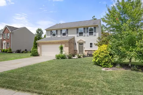 4577 Vista Meadows Dr, Batavia, OH 45103