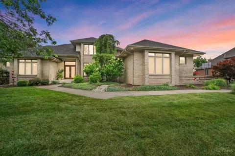1098 River Forest Dr, Hamilton Township, OH 45039