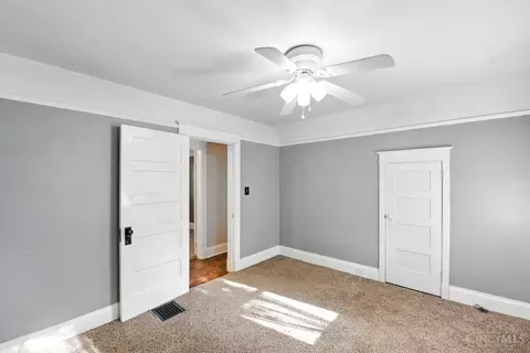 Bedroom - 3137 Gloss Ave, Cincinnati, OH 45213 photo 3 of 5