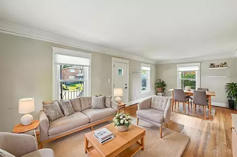 Living - 3137 Gloss Ave, Cincinnati, OH 45213 photo 5 of 5