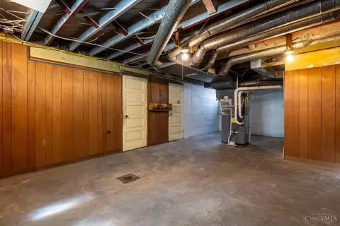 1930 Crane Ave, Cincinnati, OH 45207 photo 36