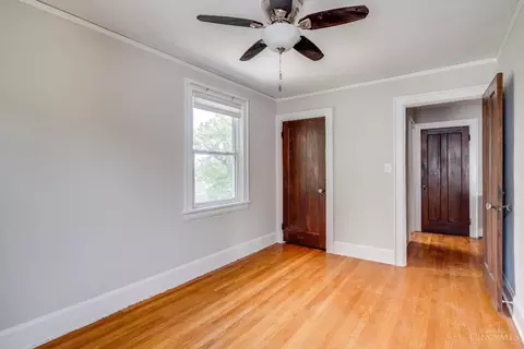 1930 Crane Ave, Cincinnati, OH 45207 photo 26