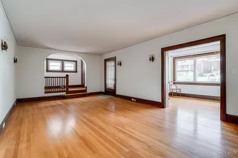 1930 Crane Ave, Cincinnati, OH 45207 photo 6