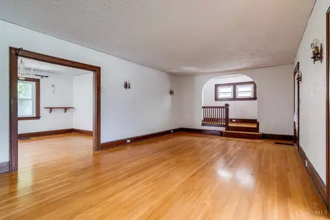 1930 Crane Ave, Cincinnati, OH 45207 photo 7