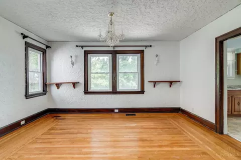 1930 Crane Ave, Cincinnati, OH 45207 photo 10