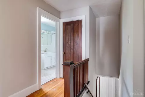 1930 Crane Ave, Cincinnati, OH 45207 photo 19