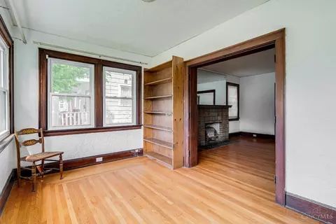 1930 Crane Ave, Cincinnati, OH 45207 photo 13