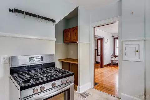 1930 Crane Ave, Cincinnati, OH 45207 photo 17