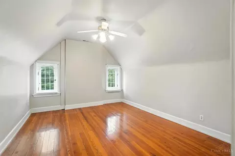 Bedroom - 2728 Hackberry St, Cincinnati, OH 45206 photo 6 of 7