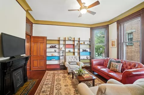 Living - 2728 Hackberry St, Cincinnati, OH 45206 photo 5 of 6
