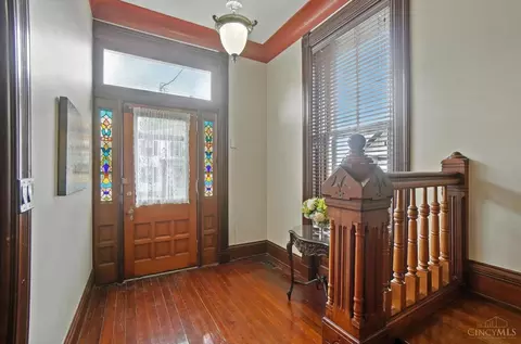 Entry Way - 2728 Hackberry St, Cincinnati, OH 45206 photo 1 of 7