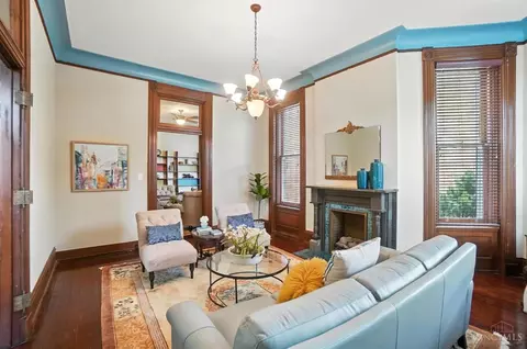 Living - 2728 Hackberry St, Cincinnati, OH 45206 photo 3 of 6