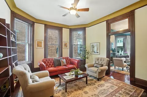 Living - 2728 Hackberry St, Cincinnati, OH 45206 photo 4 of 6