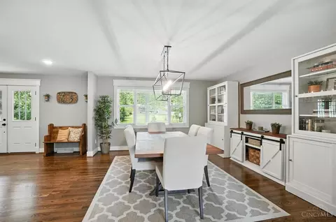 Dining - 10007 Windzag Ln, Montgomery, OH 45242 photo 1 of 4