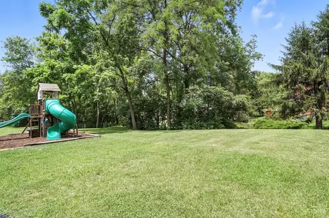 Exterior - 10007 Windzag Ln, Montgomery, OH 45242 photo 15 of 15