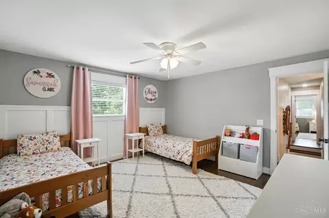Bedroom - 10007 Windzag Ln, Montgomery, OH 45242 photo 5 of 10
