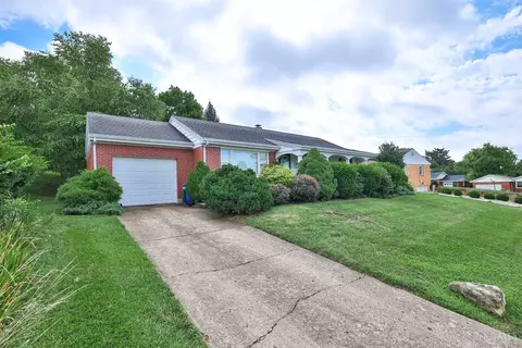 460 Leo Dr, Hamilton, OH 45013