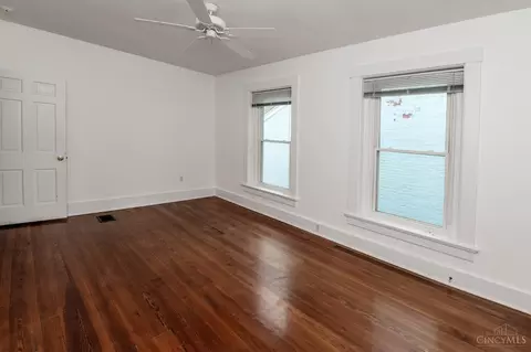 3157 Bishop St, Cincinnati, OH 45220 photo 20