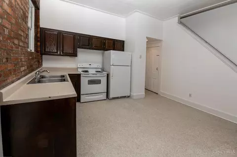 3157 Bishop St, Cincinnati, OH 45220 photo 12