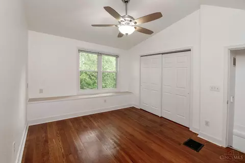 3157 Bishop St, Cincinnati, OH 45220 photo 21