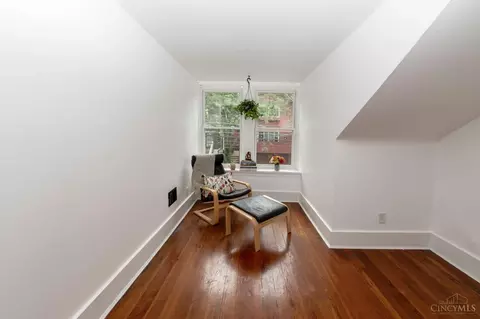 3157 Bishop St, Cincinnati, OH 45220 photo 17