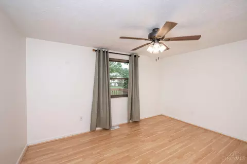 Bedroom - 785 Lind Pl, Mason, OH 45040 photo 5 of 7