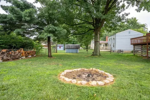 Exterior - 785 Lind Pl, Mason, OH 45040 photo 5 of 14