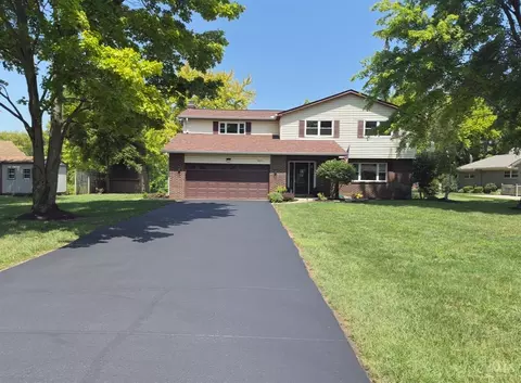 8255 Lake Shore Dr, West Chester, OH 45069
