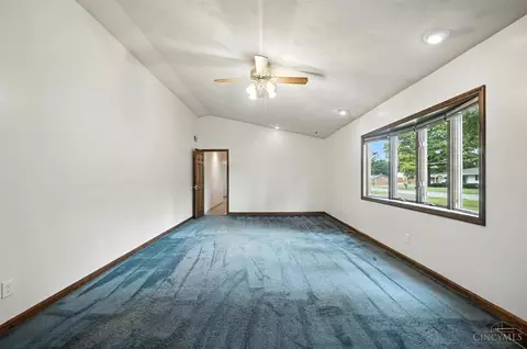 2070 Adams Rd, Cincinnati, OH 45231 photo 8