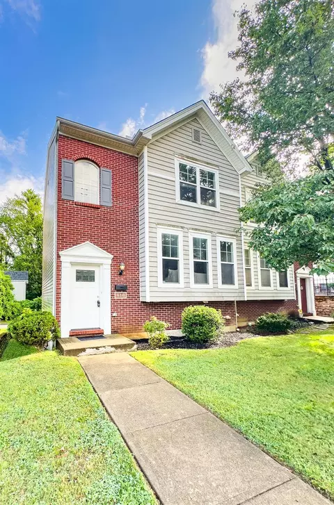 818 Wm H Taft Rd, Cincinnati, OH 45206