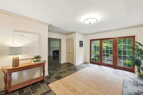 Entry Way - 8700 Hopewell Rd, Cincinnati, OH 45242 photo 1 of 2