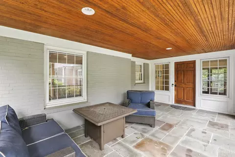 Exterior - 8700 Hopewell Rd, Cincinnati, OH 45242 photo 5 of 7
