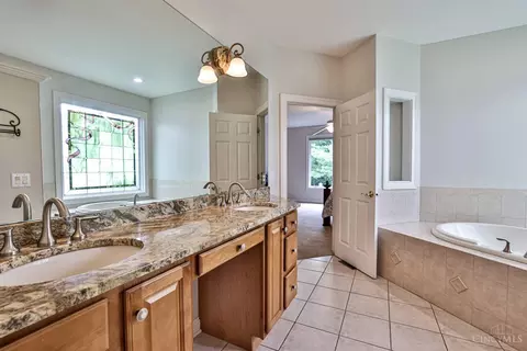 3 Thomas Ct, Glendale, OH 45246 photo 23