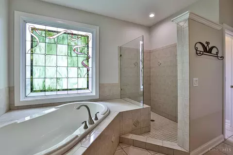 3 Thomas Ct, Glendale, OH 45246 photo 22