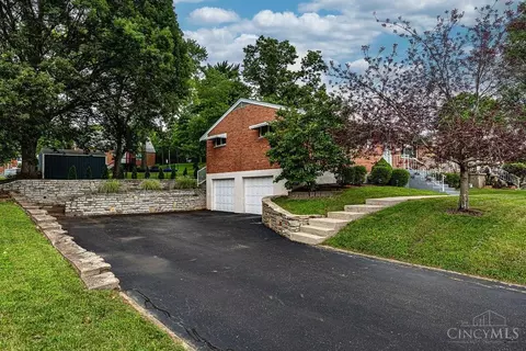 Exterior - 5732 Fourson Dr, Cincinnati, OH 45233 photo 6 of 6
