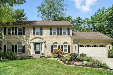 9919 Mccauly Woods Dr, Sharonville, OH 45241